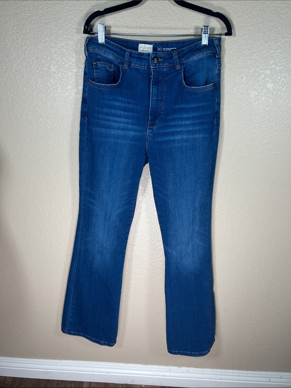 Pilcro by Anthropologie High Rise Straight Leg Jeans Size 30 Medium Wash